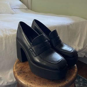 L’intervalle Platform Loafers